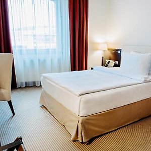 Standard Room Accessible